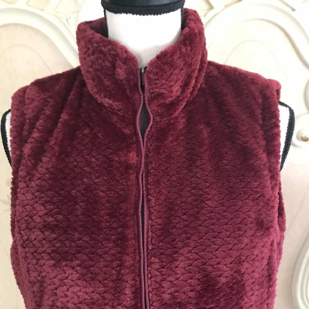 Woman Free Country Reversible Vest.
